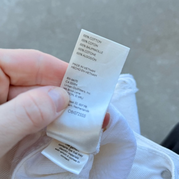 Free People We The Free White Distressed Shorts in White size 31 - Picture 6 of 6